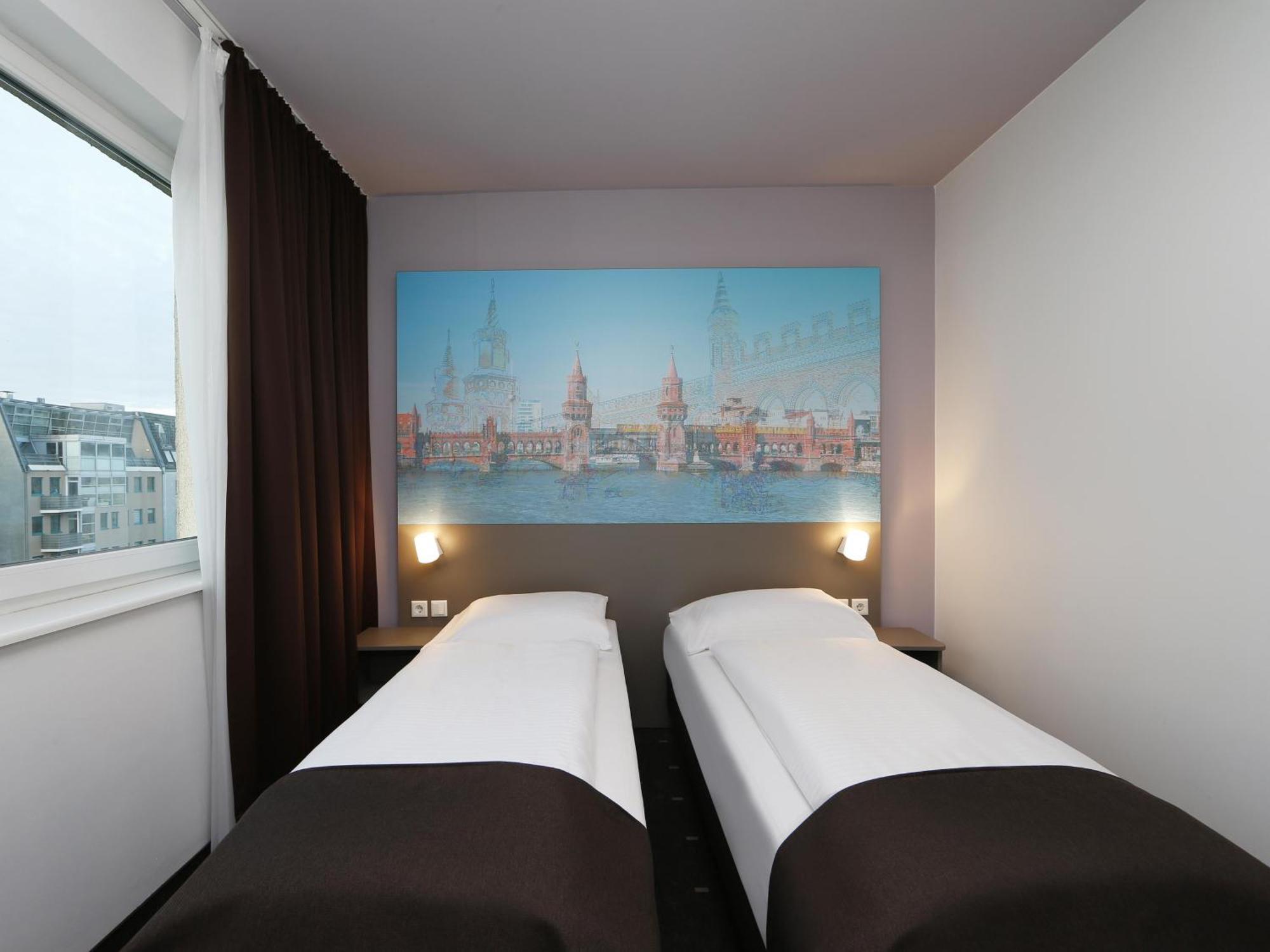 B&B Hotel Berlin City-Ost Exterior foto
