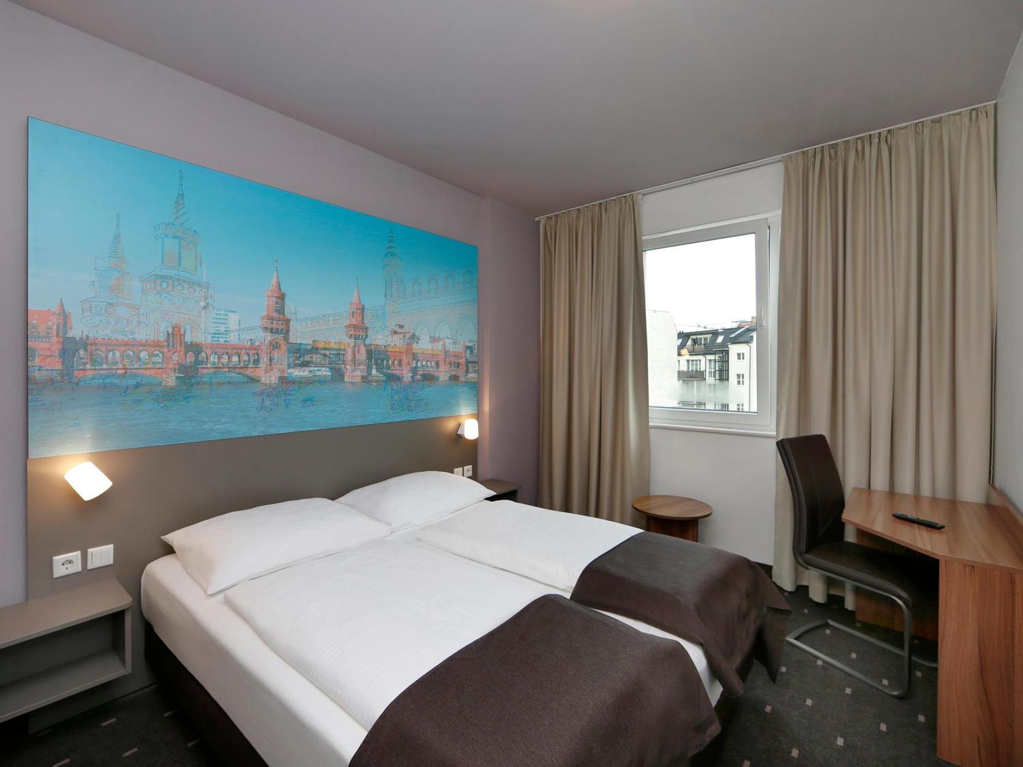 B&B Hotel Berlin City-Ost Exterior foto