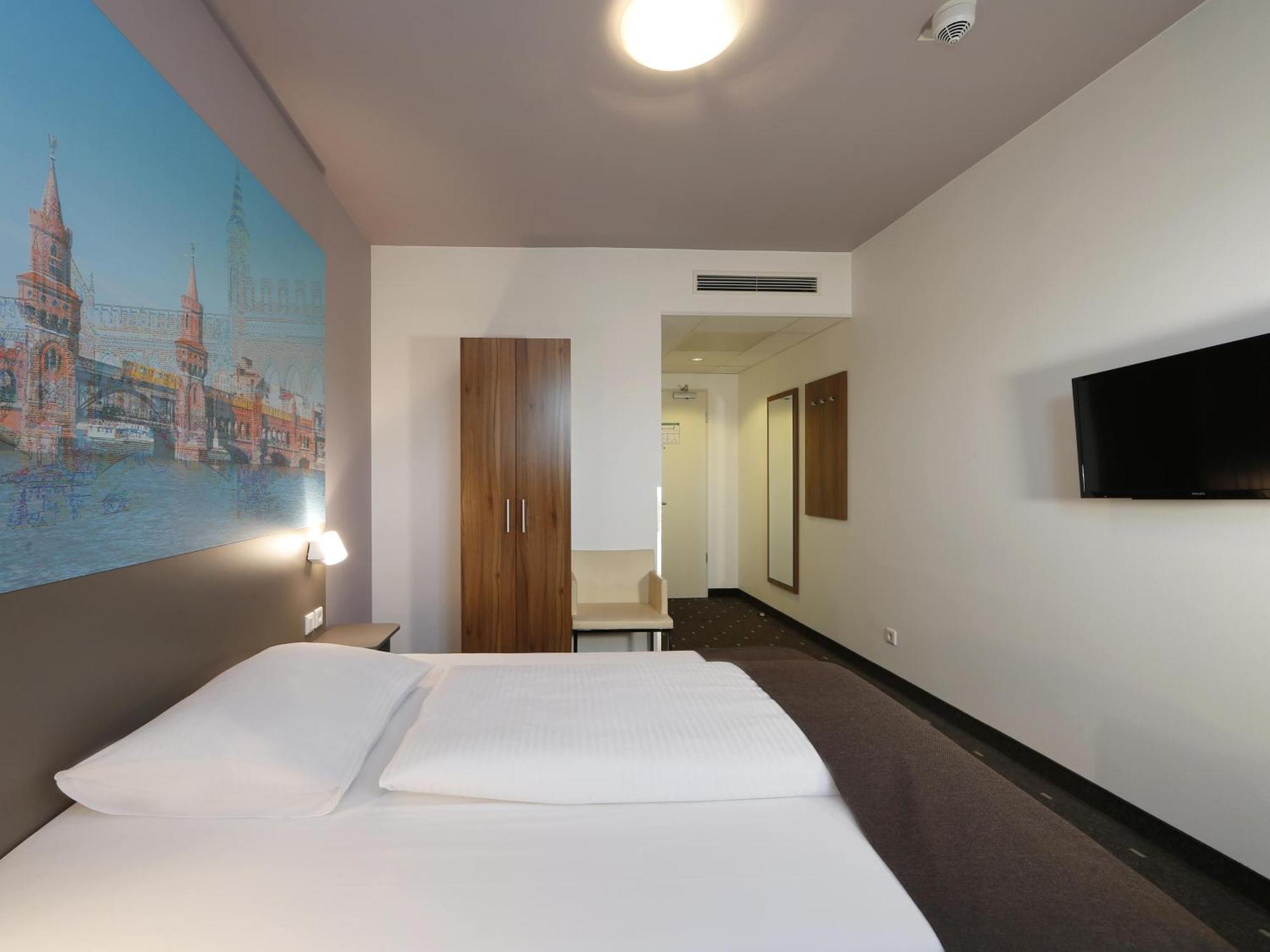 B&B Hotel Berlin City-Ost Exterior foto